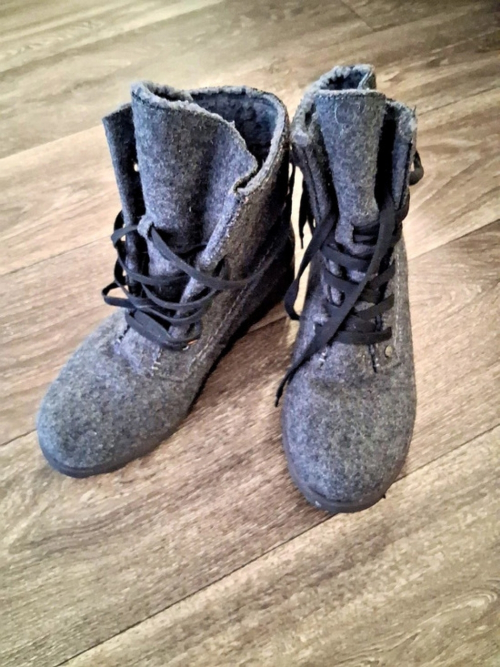 Bearpaw Kerstin Wool Blend Winter Boots US 8